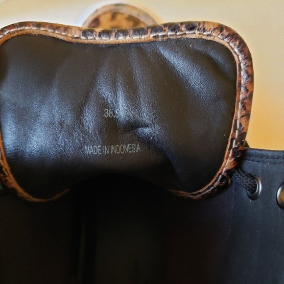 Rag & Bone High Top Snake Printed Leather Sneakers - Sz 38.5 (8.5) - Picture 14 of 16